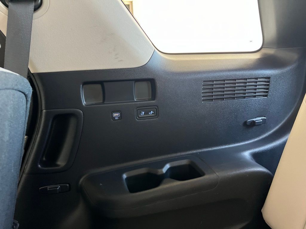 Thumbnail: 2021 Hyundai Palisade - 31