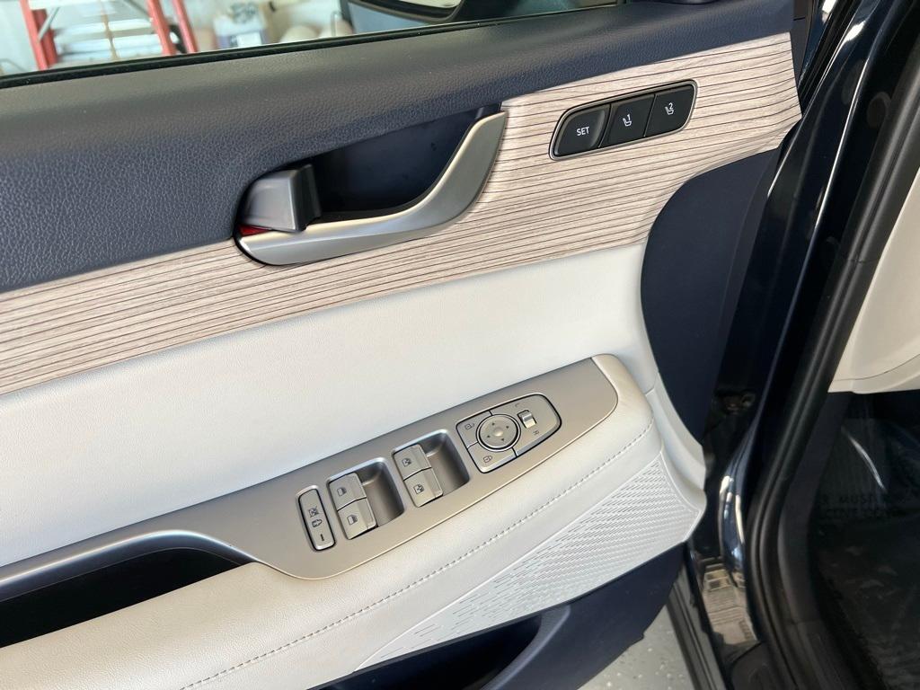 Thumbnail: 2021 Hyundai Palisade - 23