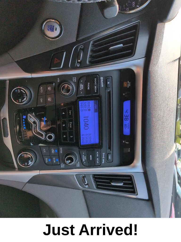 Thumbnail: 2012 Hyundai Sonata - 7
