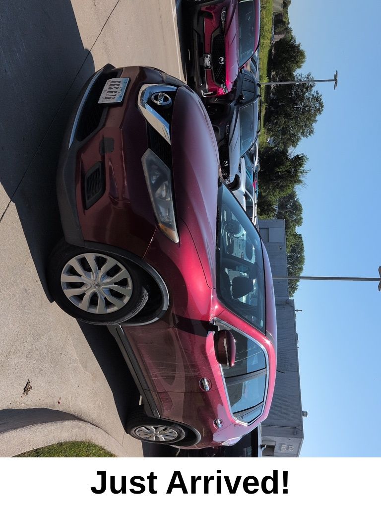 Thumbnail: 2015 Nissan Rogue - 3