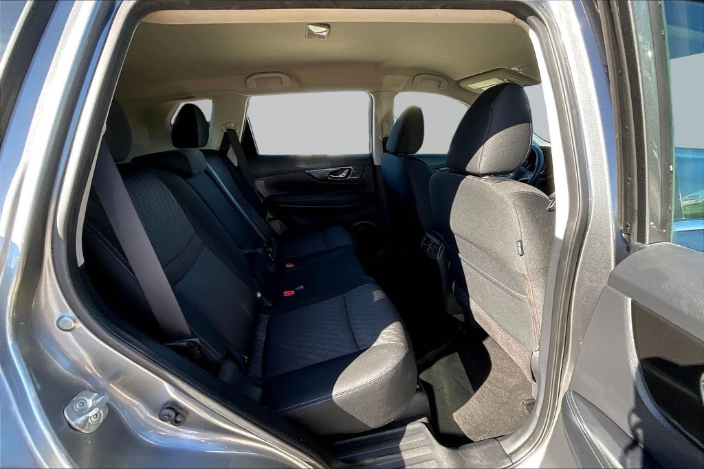 Thumbnail: 2018 Nissan Rogue - 29