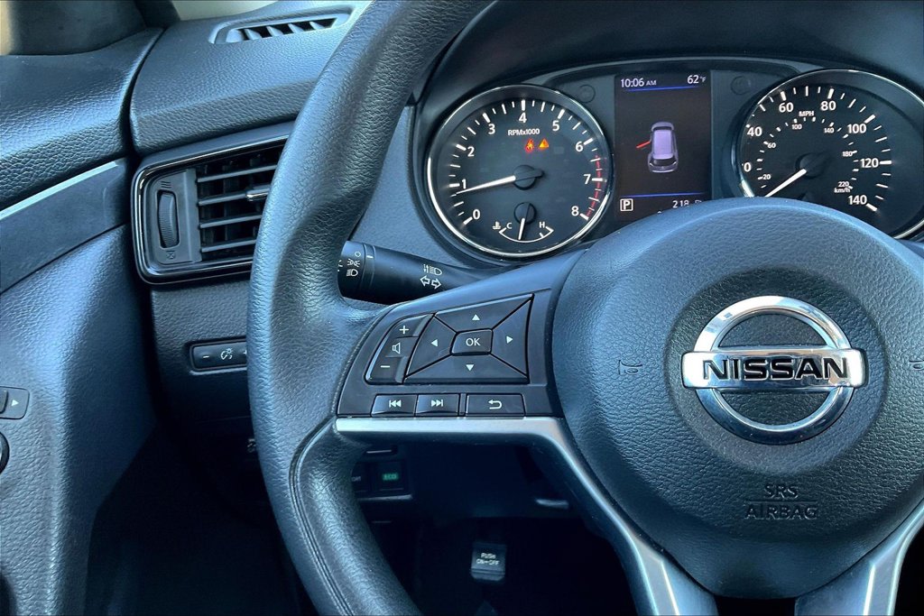 Thumbnail: 2018 Nissan Rogue - 25