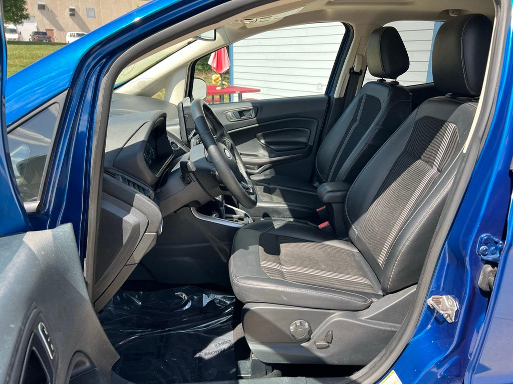 Thumbnail: 2019 Ford EcoSport - 9