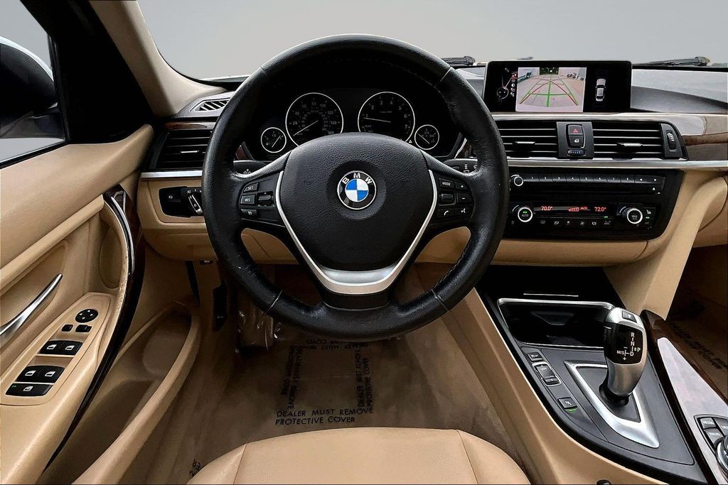 Thumbnail: 2015 BMW 3 Series - 2