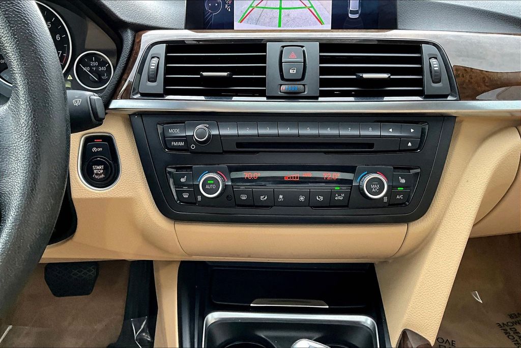 Thumbnail: 2015 BMW 3 Series - 28