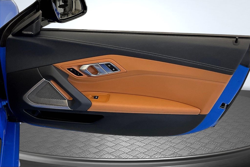 Thumbnail: 2021 BMW Z4 - 24