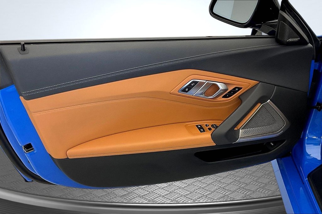 Thumbnail: 2021 BMW Z4 - 23