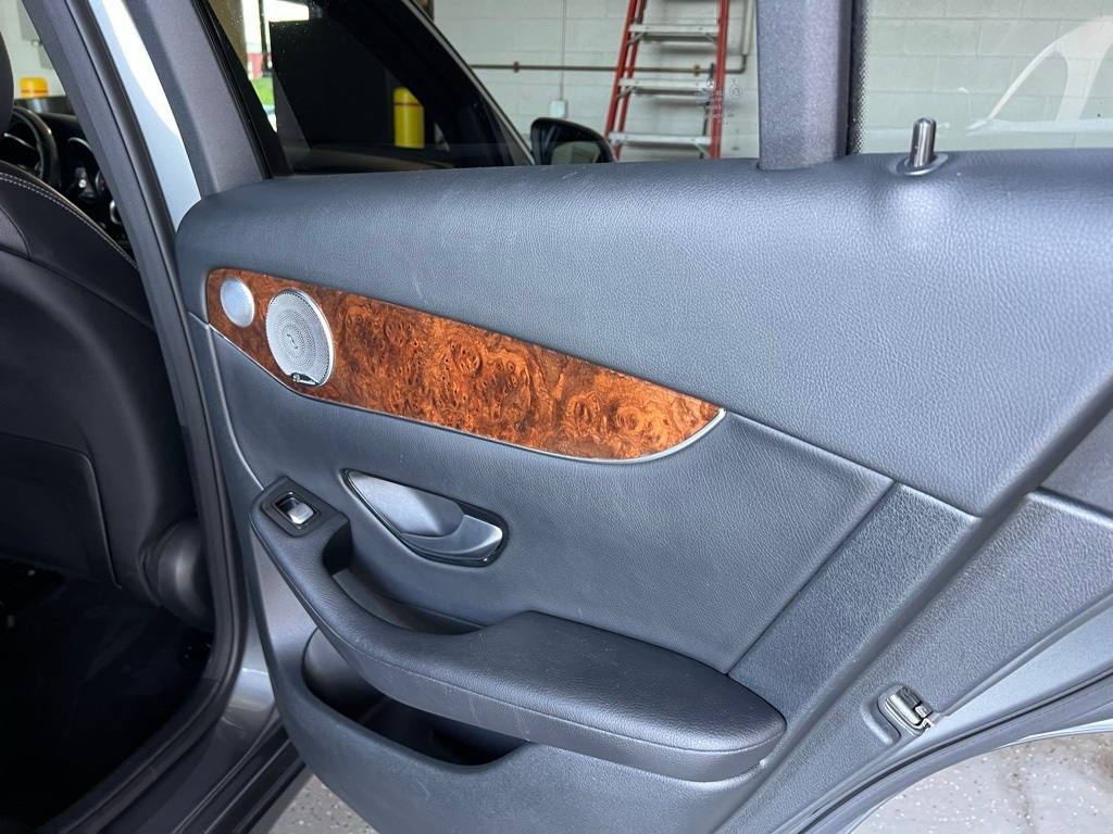 Thumbnail: 2017 Mercedes-Benz GLC - 27