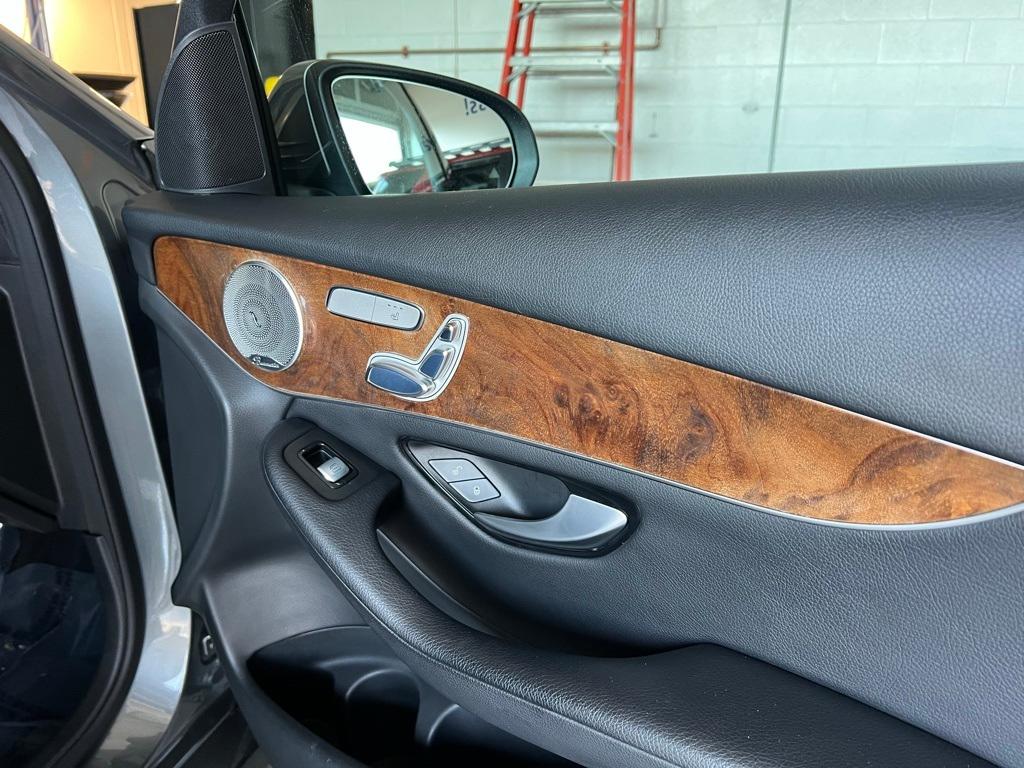 Thumbnail: 2017 Mercedes-Benz GLC - 29