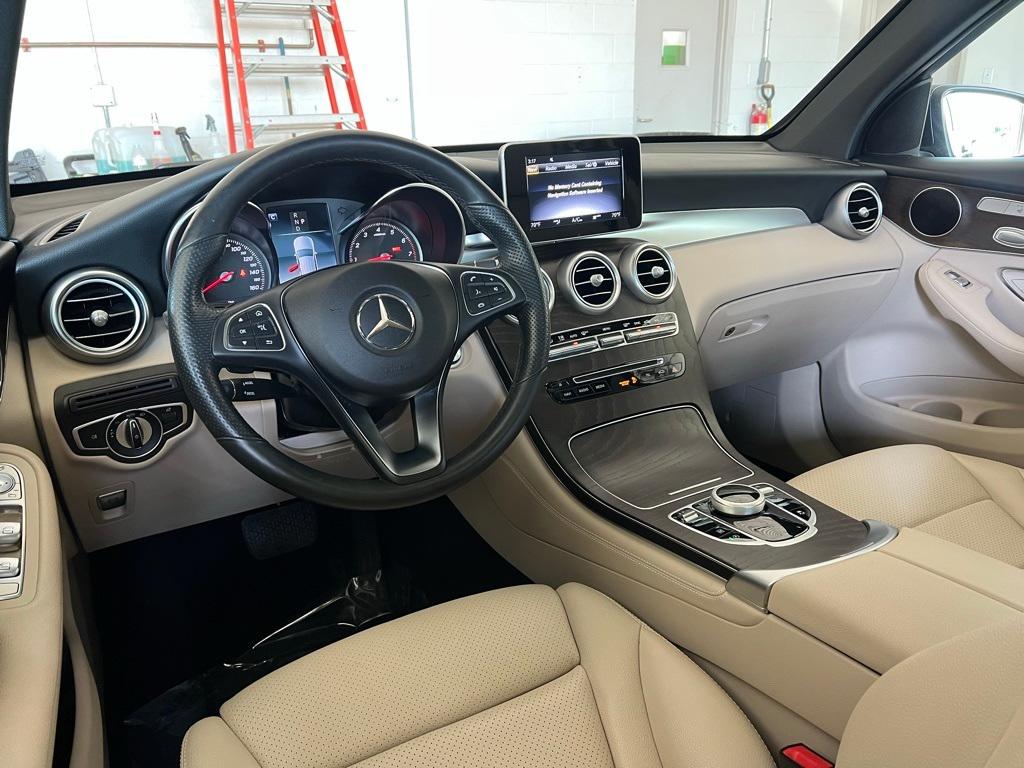 Thumbnail: 2018 Mercedes-Benz GLC - 2