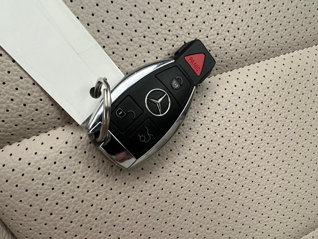 Thumbnail: 2018 Mercedes-Benz GLC - 15