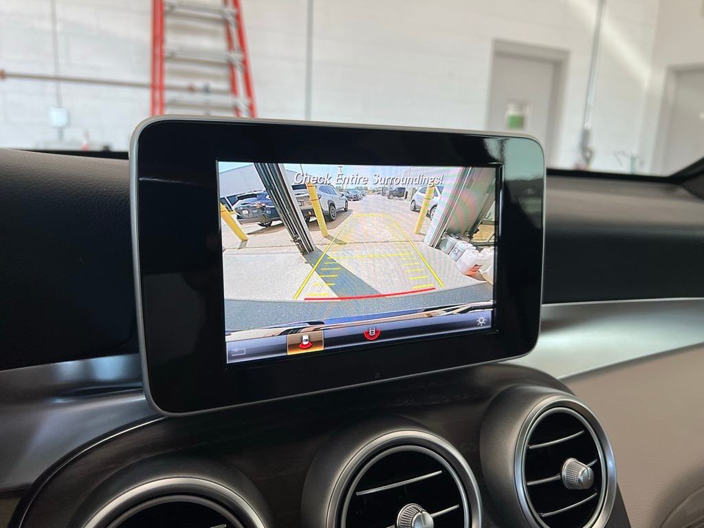 Thumbnail: 2018 Mercedes-Benz GLC - 31