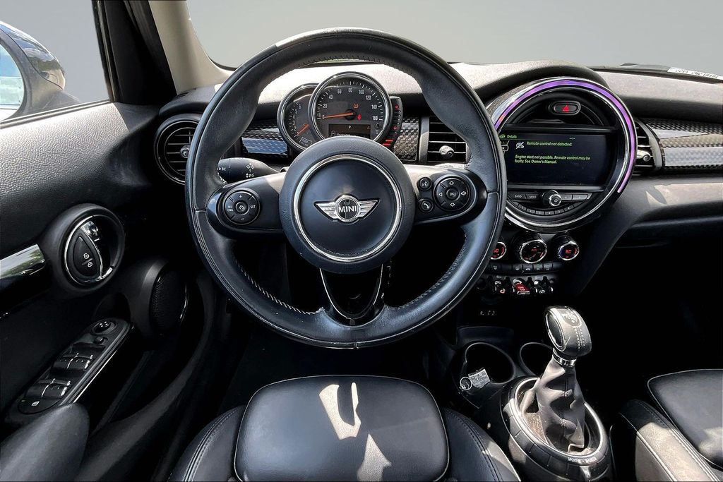 Thumbnail: 2017 MINI Cooper - 2