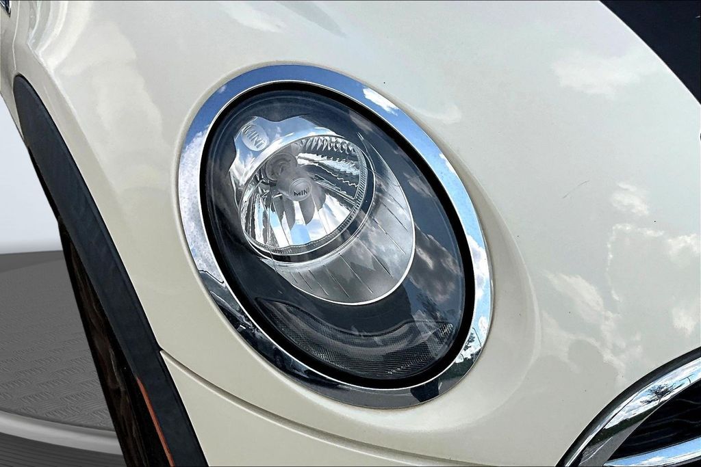 Thumbnail: 2017 MINI Cooper - 34