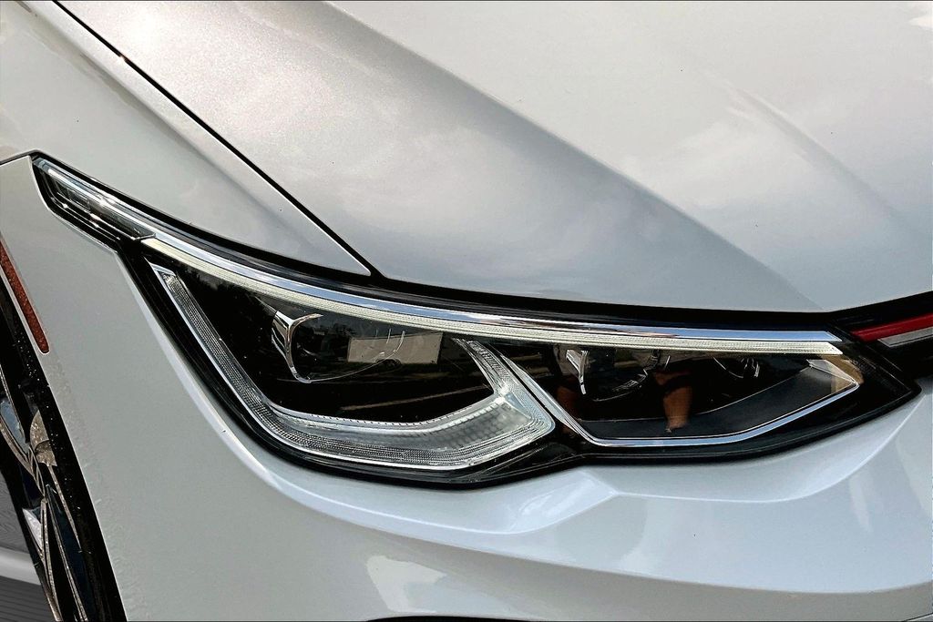Thumbnail: 2024 Volkswagen Golf - 32