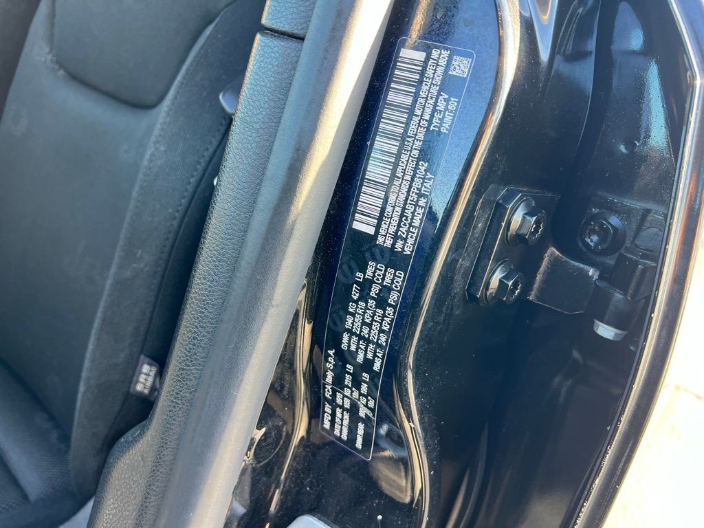 Thumbnail: 2015 Jeep Renegade - 17