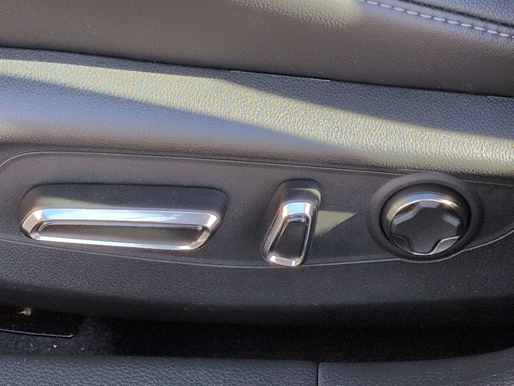 Thumbnail: 2025 Acura Integra - 27