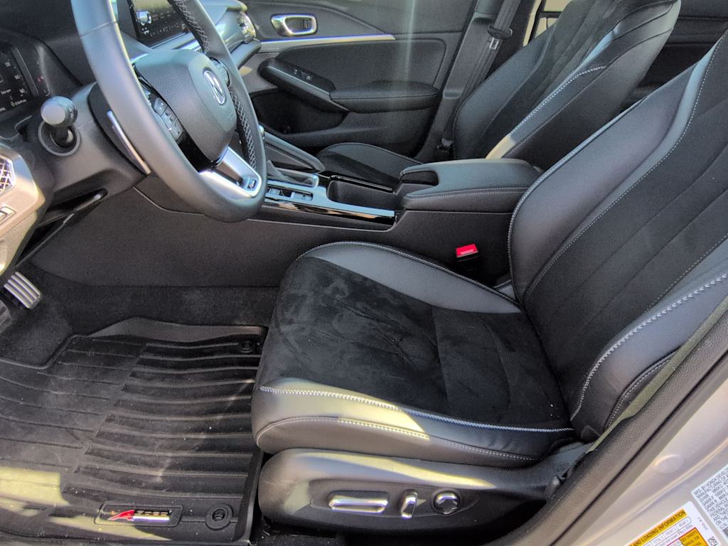 Thumbnail: 2025 Acura Integra - 11