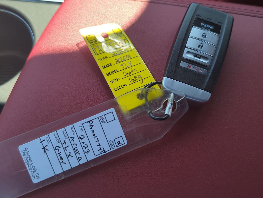 Thumbnail: 2023 Acura TLX - 18