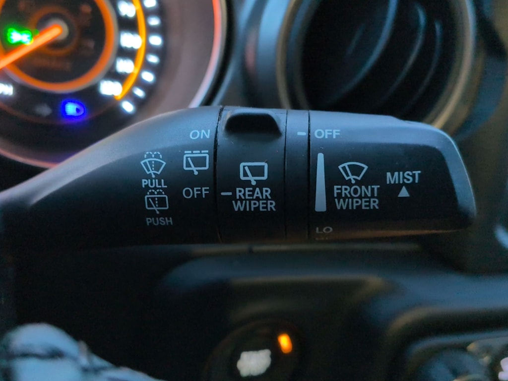 Thumbnail: 2023 Jeep Wrangler - 31