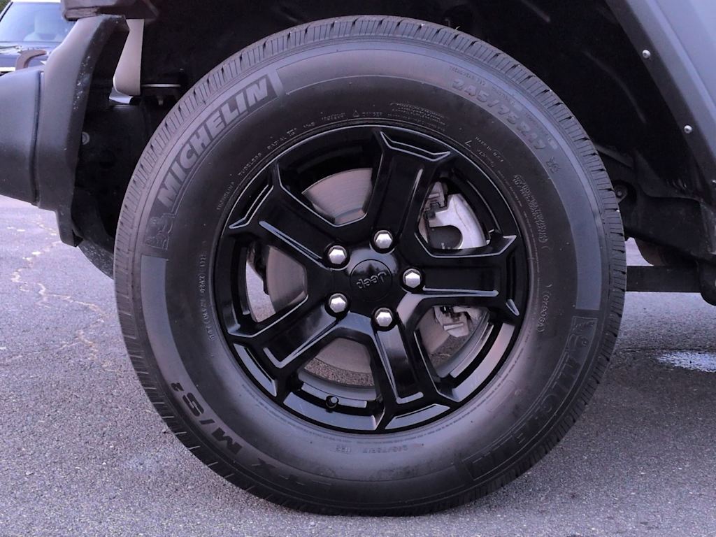 Thumbnail: 2023 Jeep Wrangler - 25