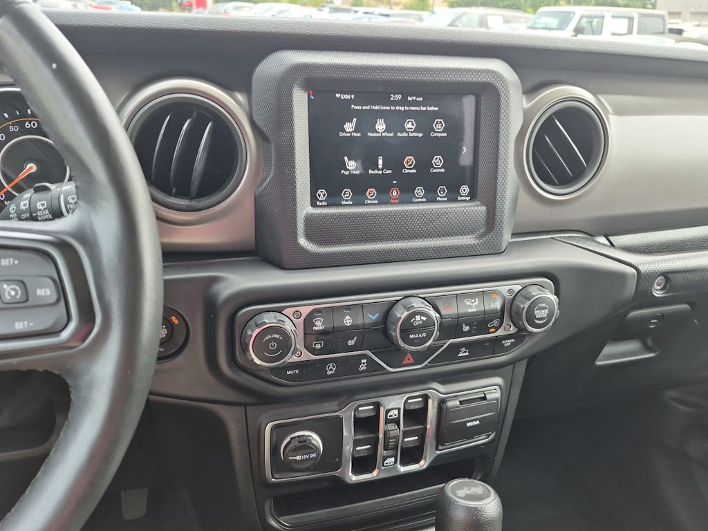 Thumbnail: 2023 Jeep Wrangler - 31