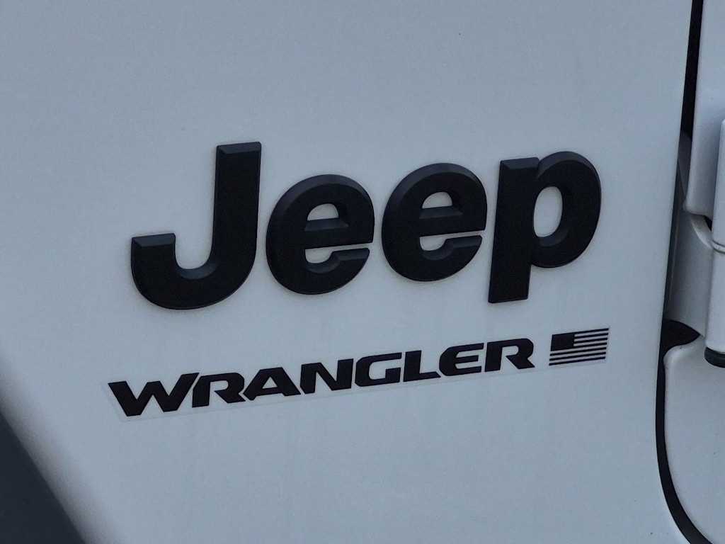 Thumbnail: 2023 Jeep Wrangler - 7