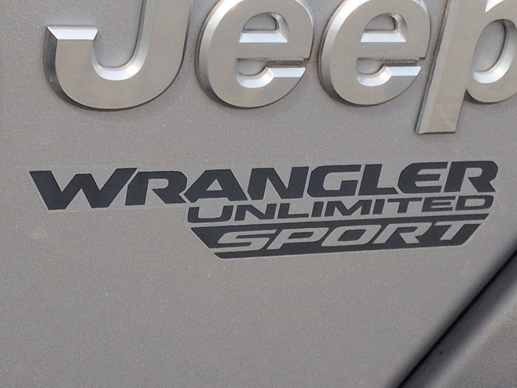 Thumbnail: 2020 Jeep Wrangler - 27