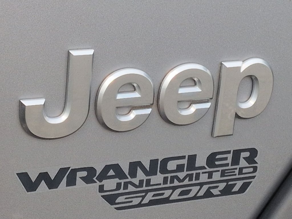 Thumbnail: 2020 Jeep Wrangler - 7