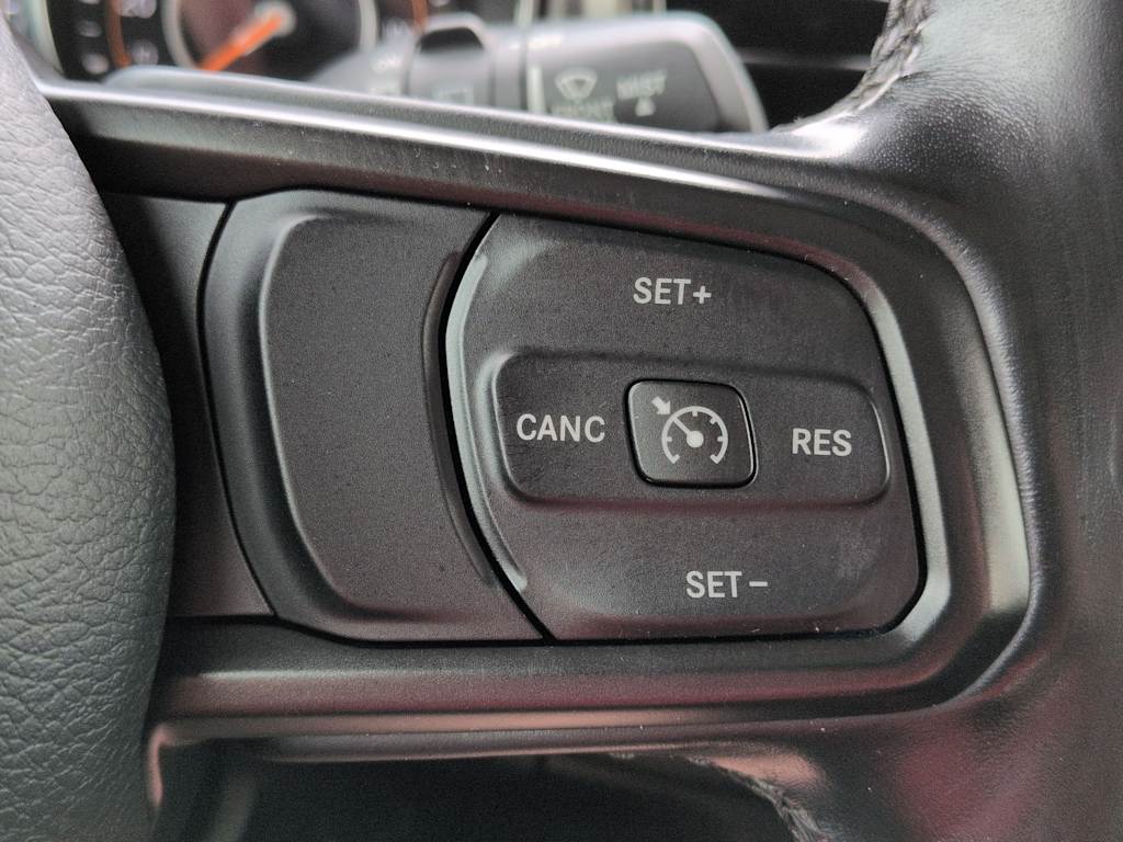 Thumbnail: 2020 Jeep Wrangler - 32