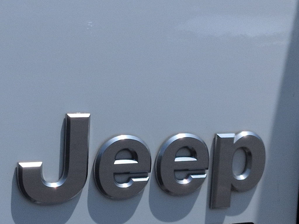 Thumbnail: 2020 Jeep Wrangler - 26