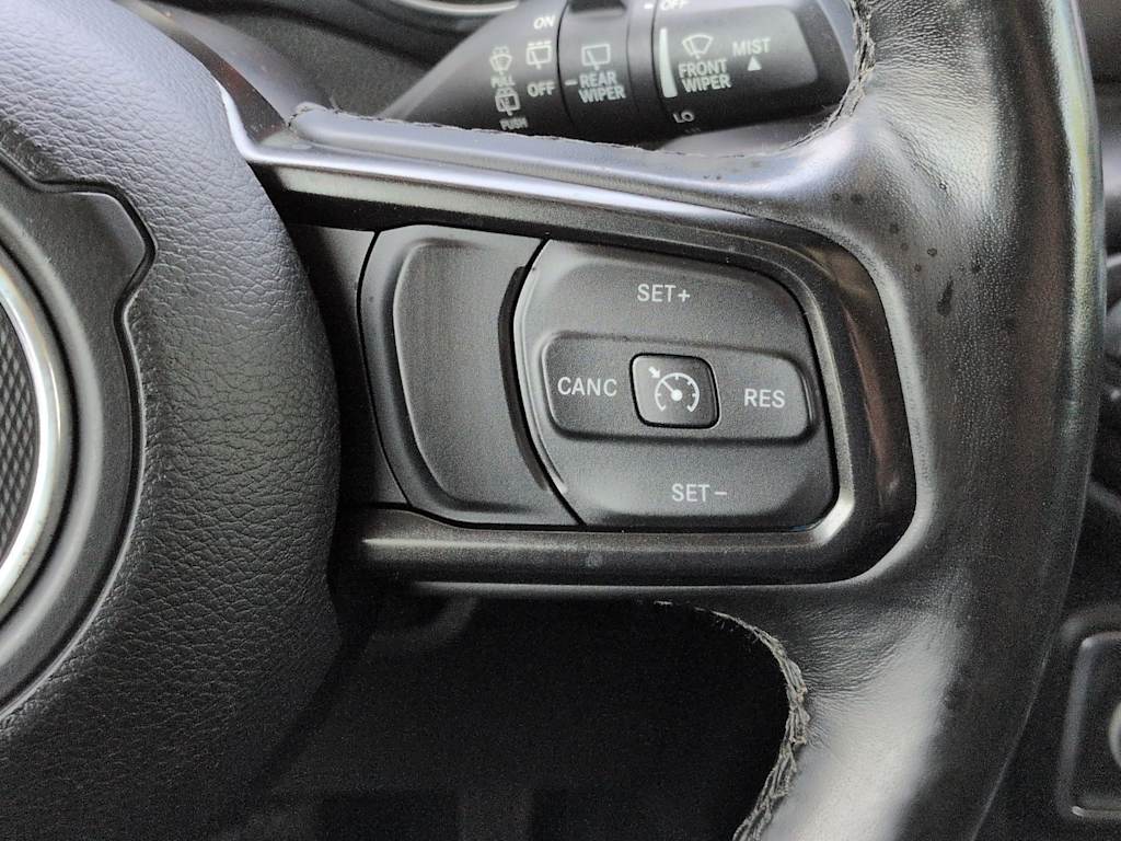Thumbnail: 2020 Jeep Wrangler - 31
