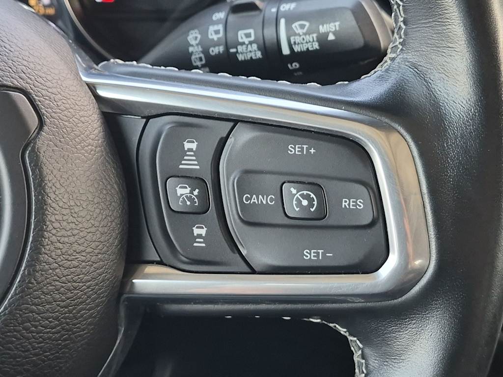 Thumbnail: 2021 Jeep Wrangler - 31