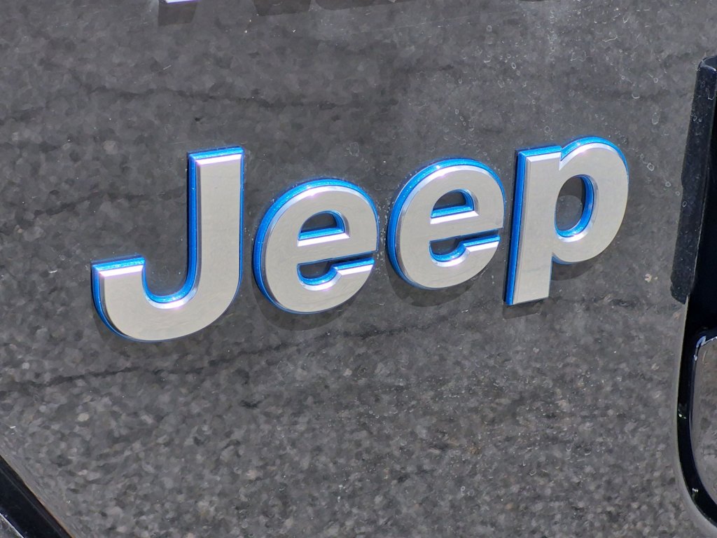 Thumbnail: 2021 Jeep Wrangler - 7