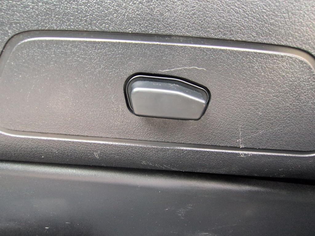 Thumbnail: 2017 Jeep Compass - 26