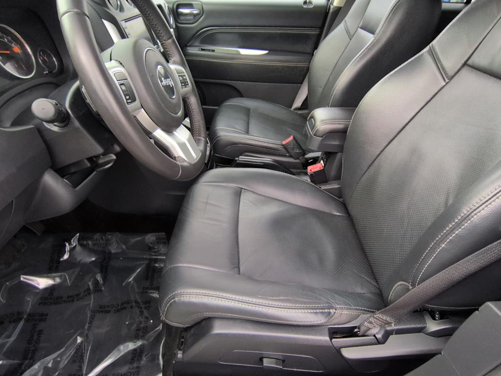 Thumbnail: 2017 Jeep Compass - 11