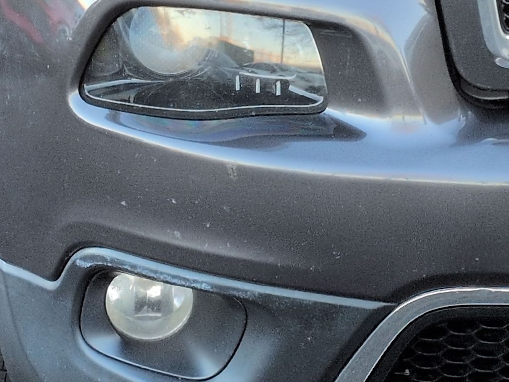 Thumbnail: 2016 Jeep Cherokee - 25