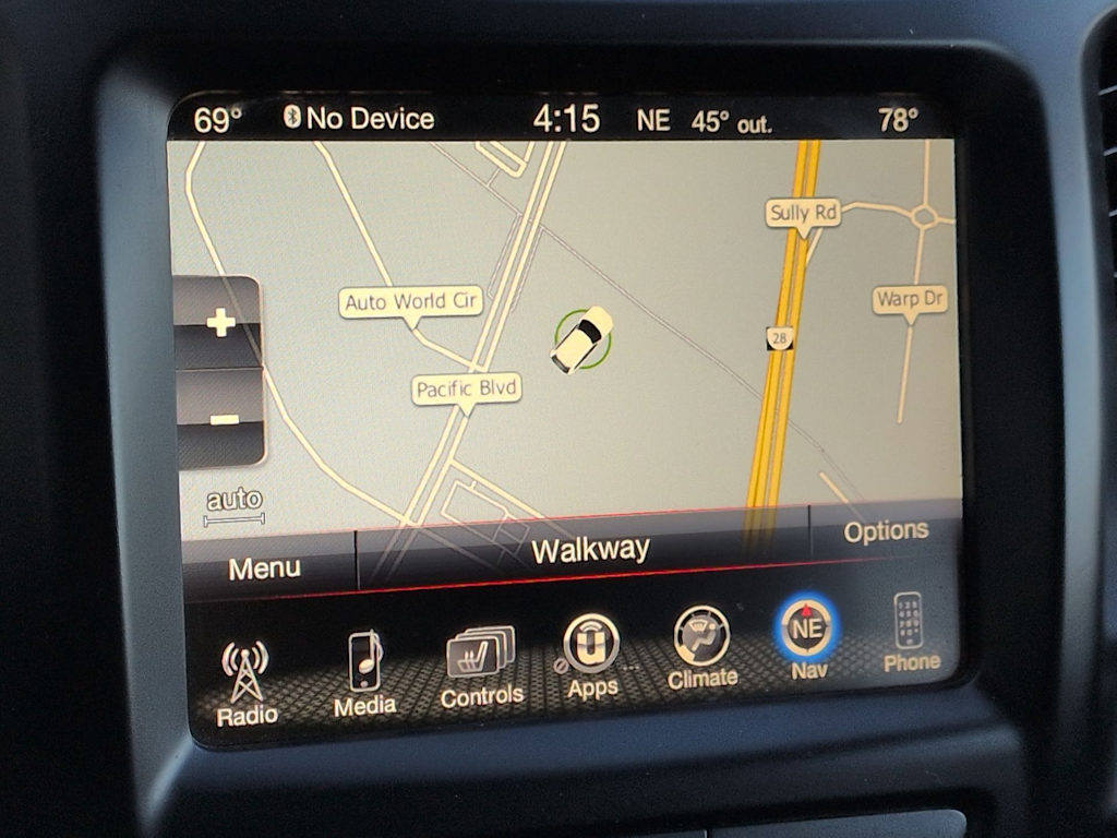 Thumbnail: 2016 Jeep Cherokee - 35