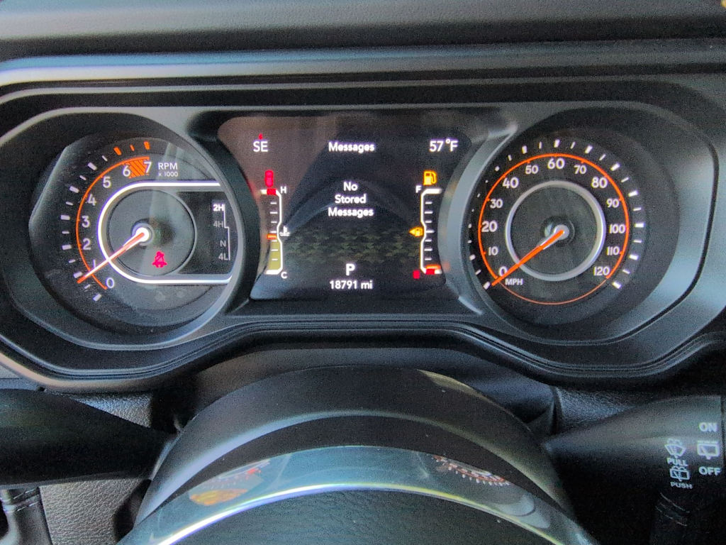 Thumbnail: 2024 Jeep Wrangler - 16