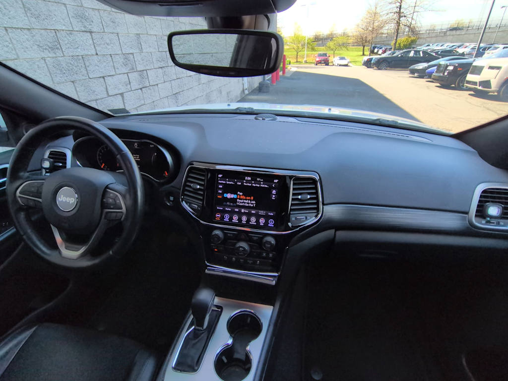 Thumbnail: 2019 Jeep Grand Cherokee - 10