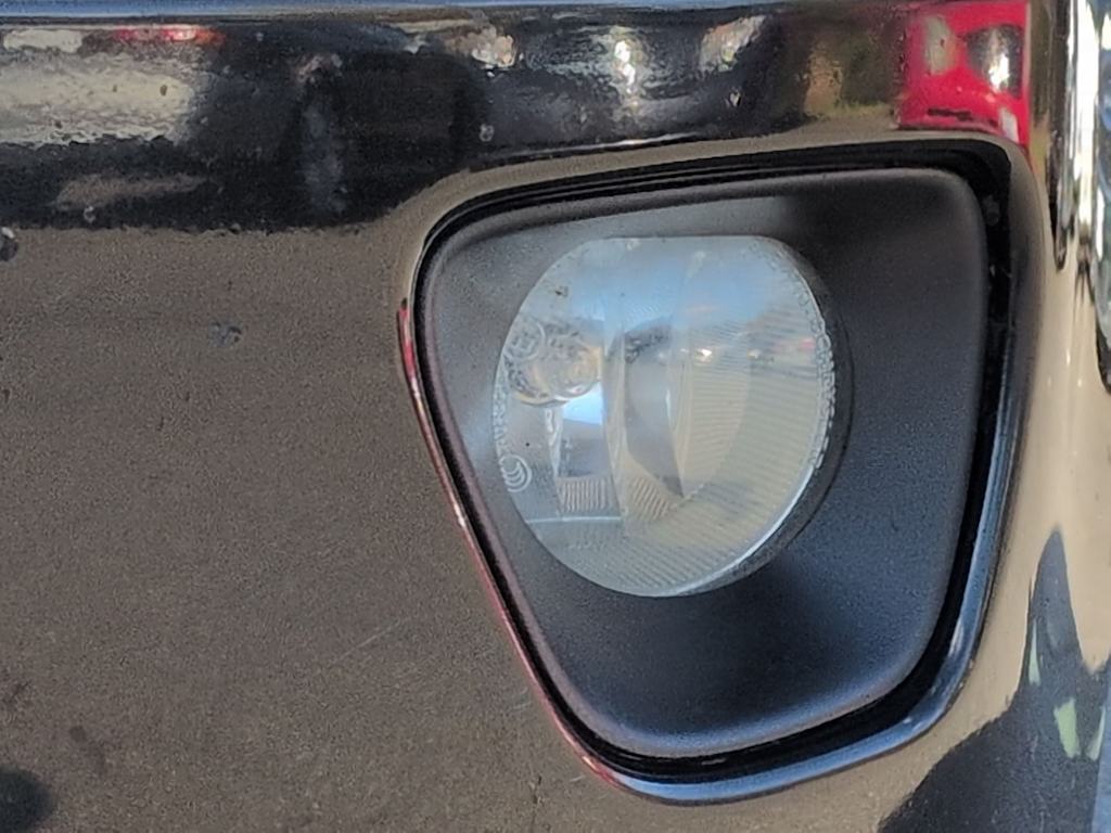 Thumbnail: 2013 Jeep Grand Cherokee - 24