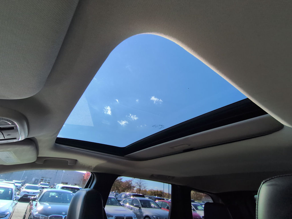 Thumbnail: 2013 Jeep Grand Cherokee - 27