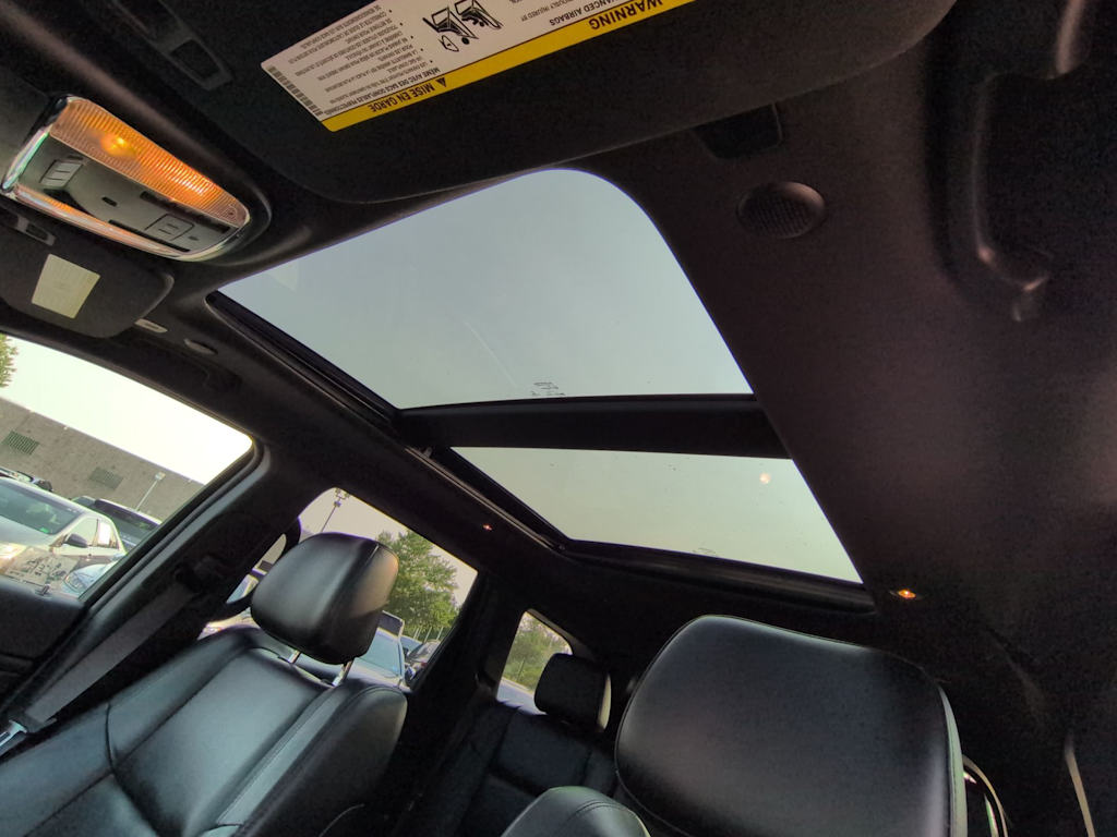 Thumbnail: 2022 Jeep Grand Cherokee - 28