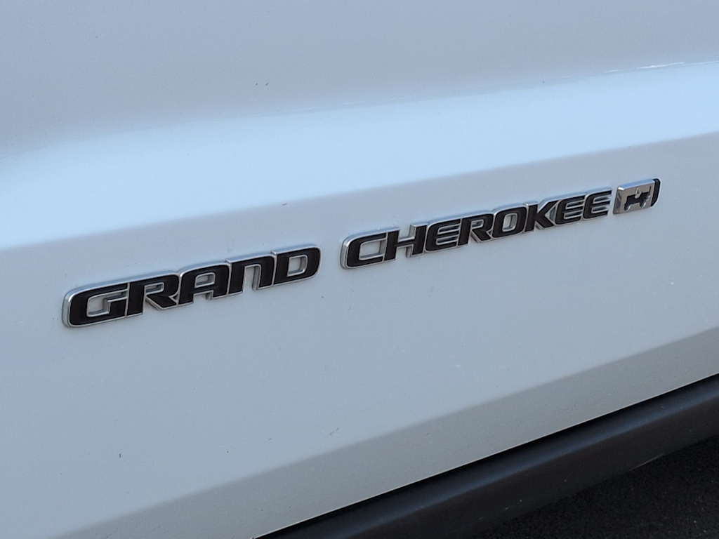 Thumbnail: 2022 Jeep Grand Cherokee - 26