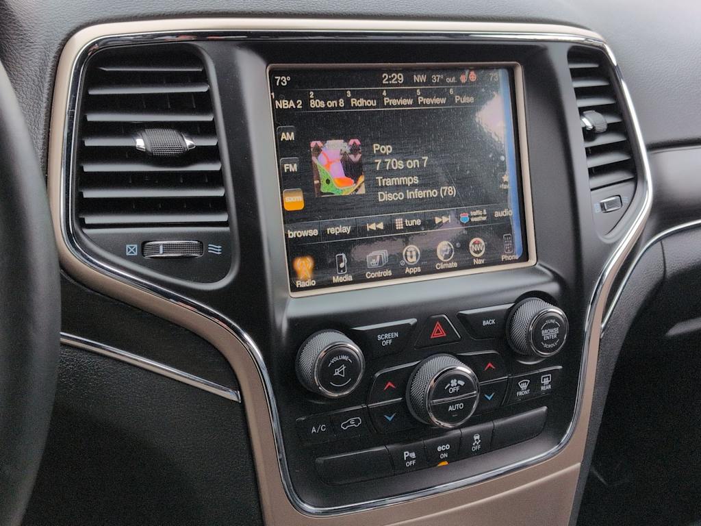 Thumbnail: 2015 Jeep Grand Cherokee - 15