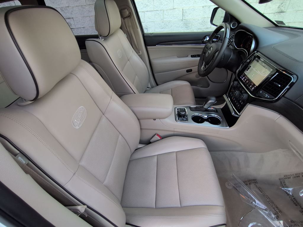 Thumbnail: 2020 Jeep Grand Cherokee - 31