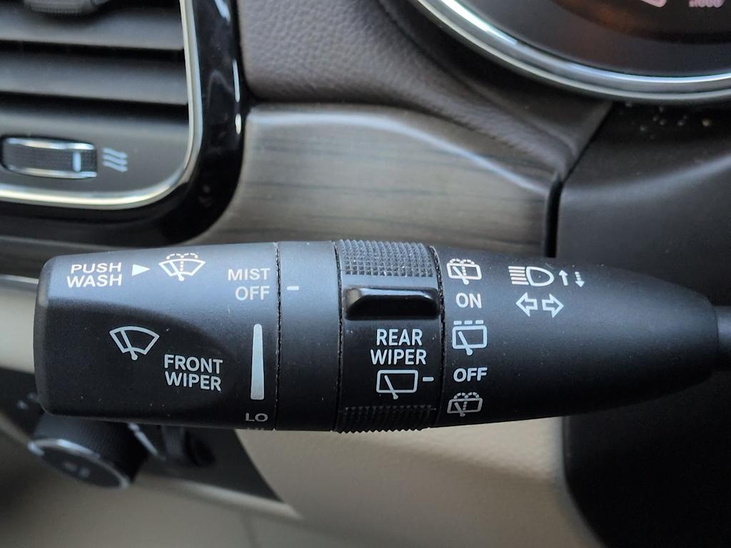 Thumbnail: 2020 Jeep Grand Cherokee - 34