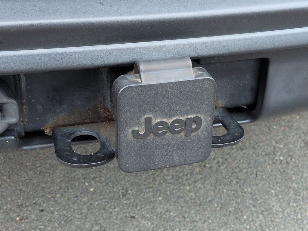 Thumbnail: 2017 Jeep Grand Cherokee - 39