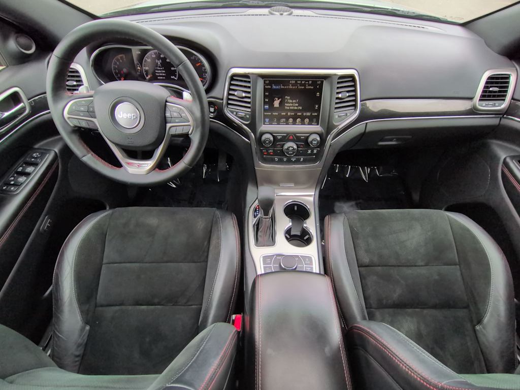 Thumbnail: 2017 Jeep Grand Cherokee - 10