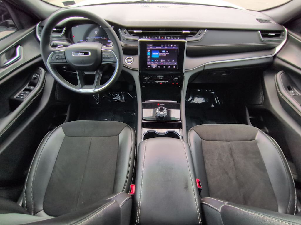 Thumbnail: 2023 Jeep Grand Cherokee - 9